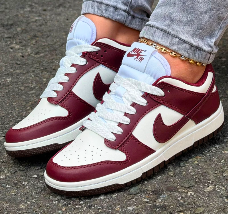 Nike Dunk Low Bordeaux
