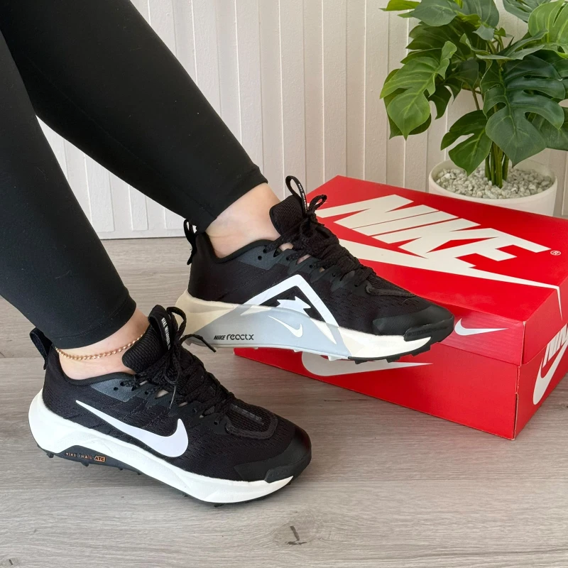 Nike Wildhorse 10 Black White