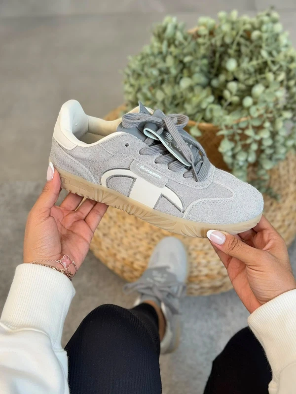 Champion Surplus Goods Court Grey Off White