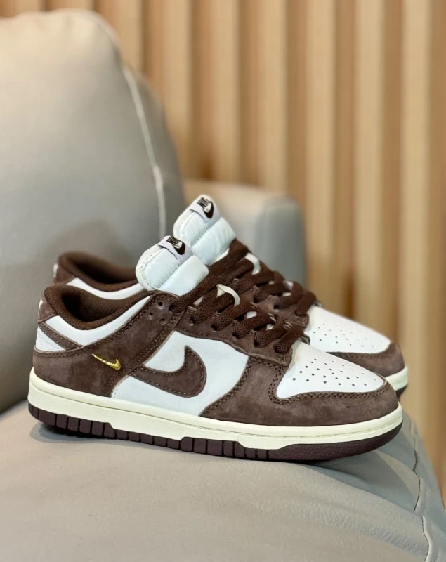 Nike Dunk Low Cacao Wow Suede