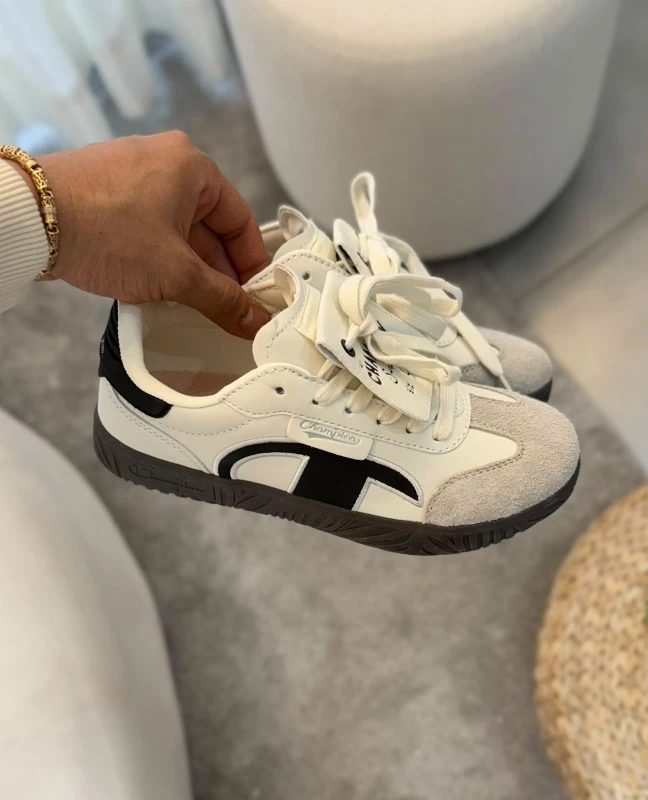 Champion Surplus Goods Court Off White Black