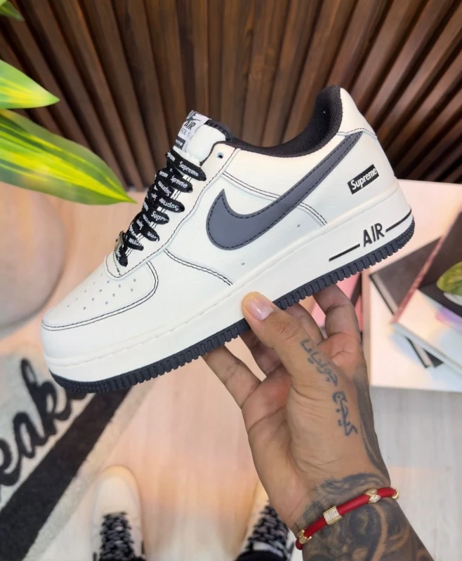 Nike Air Force 1 Low x Supreme White Dark Grey