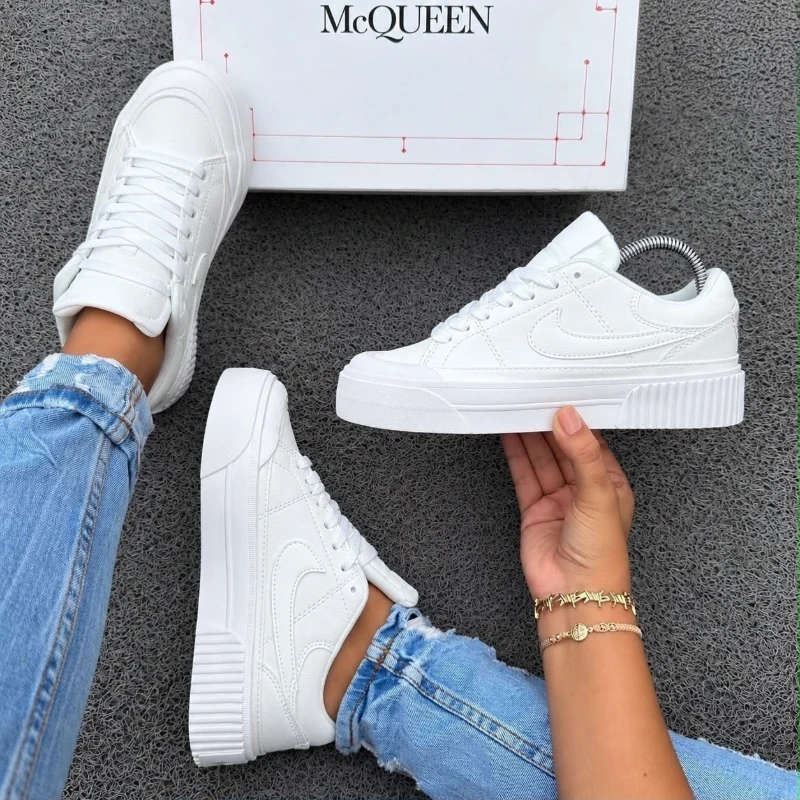 Nike Court Legacy Lift Triple White