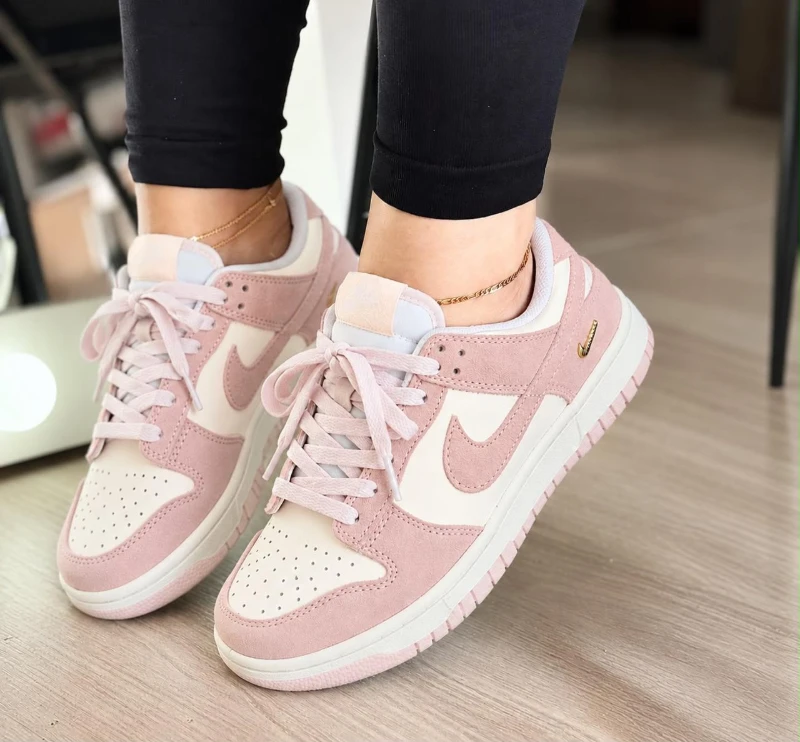 Nike Dunk Low SE Sail Pearl Pink