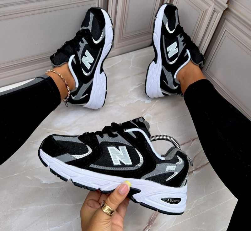 New Balance 530 Black Metallic Silver
