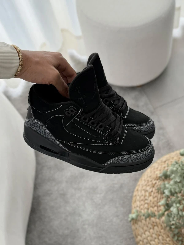 Air Jordan 3 Retro x Travis Scott Black