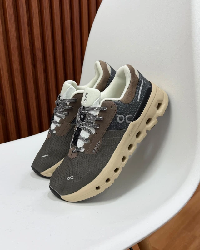 On Cloudrunner Waterproof Black Cocoa