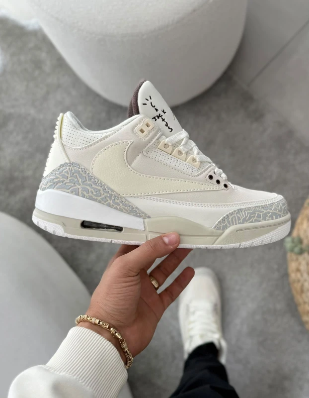 Air Jordan 3 Retro x Travis Scott Sail Grey