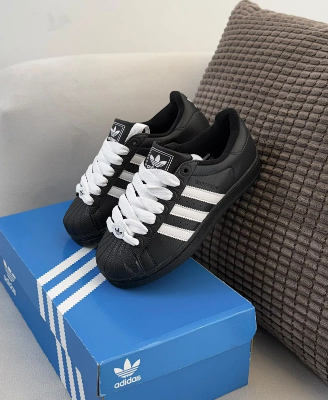 adidas Superstar XLG Core Black Cloud White