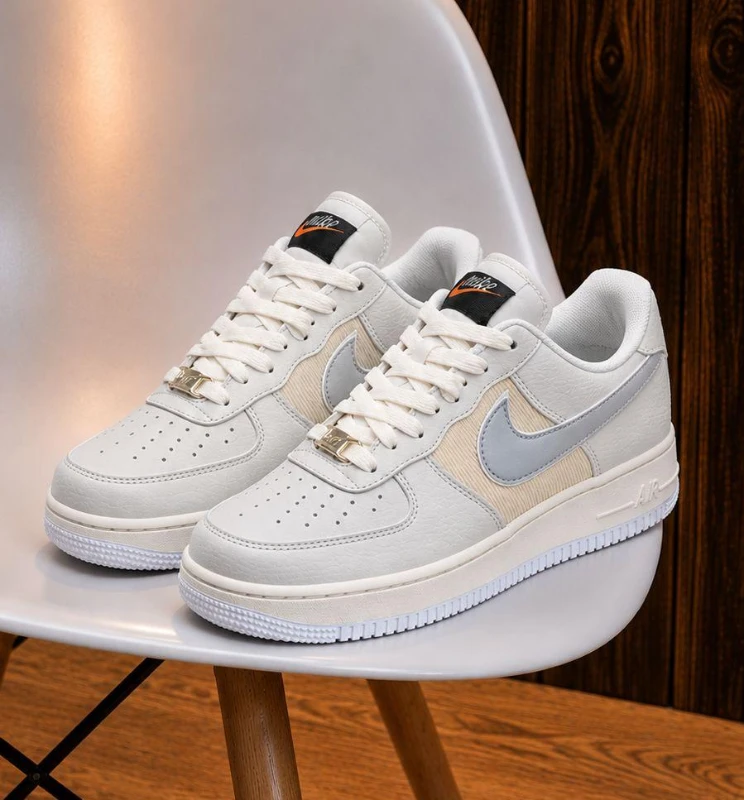 Nike Air Force 1 Low '07 LV8 Light Bone Corduroy