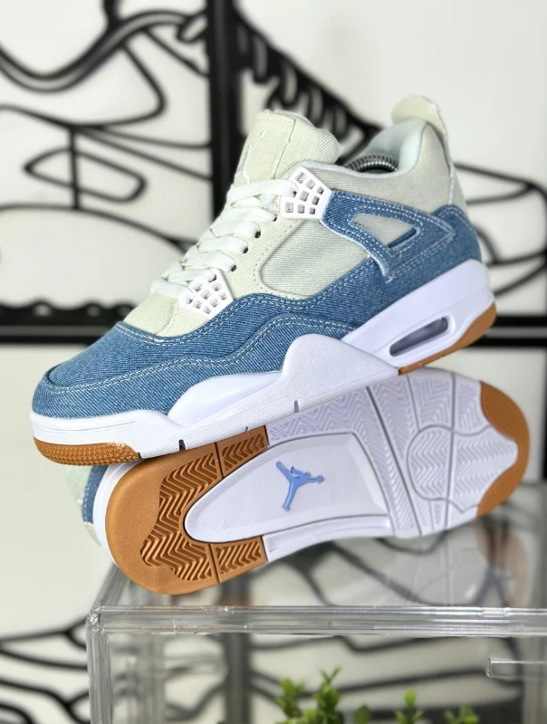 Air Jordan 4 Retro SE Denim Worn Blue