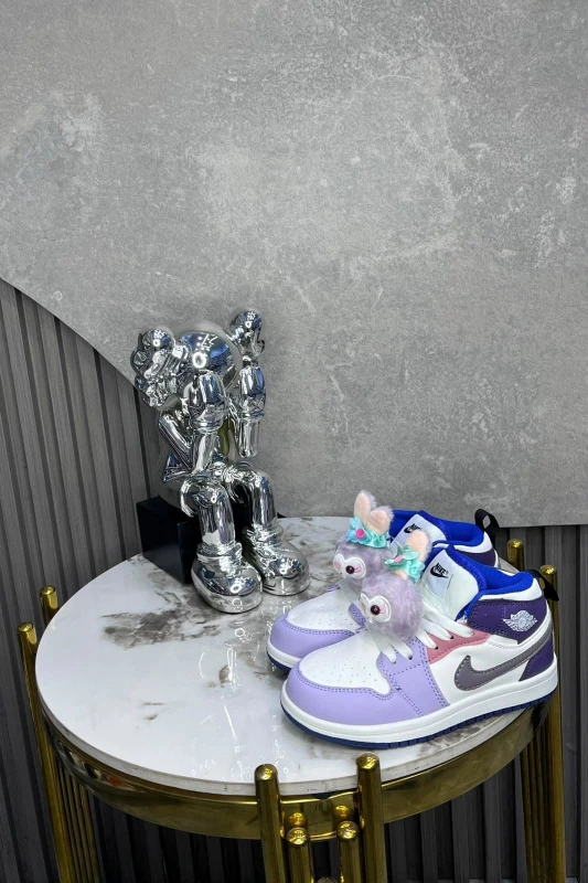 Air Jordan 1 Mid StellaLou Custom (Kids)