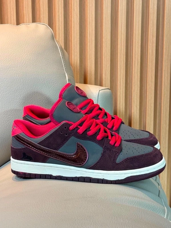 Nike SB Dunk Low Pro x Yuto Horigome Plum Berry
