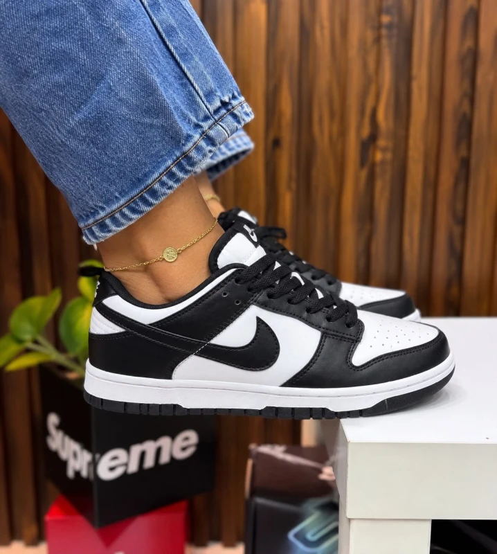 Nike Dunk Low Panda