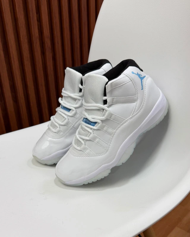 Air Jordan 11 Retro Legend Blue / Columbia