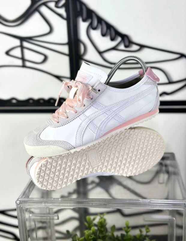 Onitsuka Tiger Mexico 66 White Pink Ribbon
