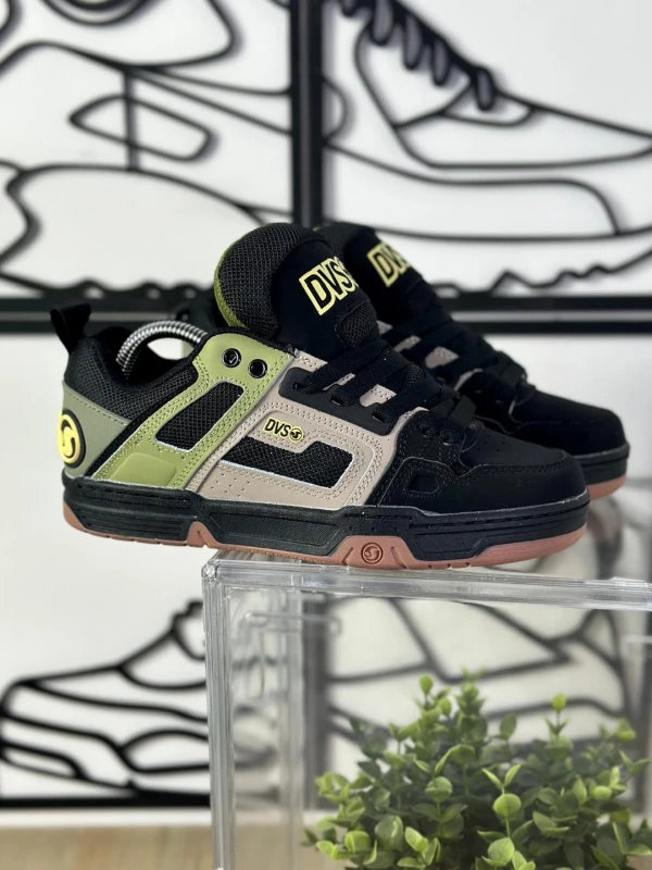 DVS Comanche Black Olive Gum
