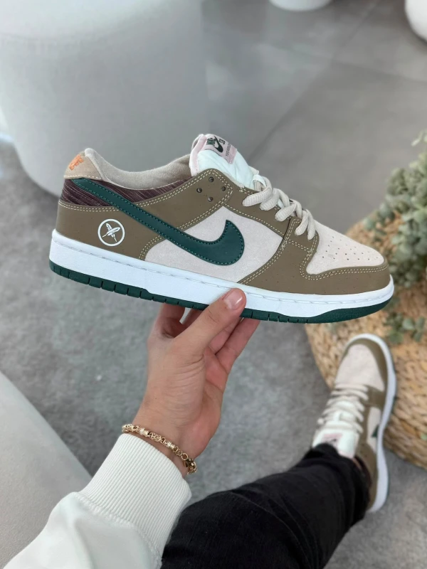 Nike SB Dunk Low Yuto Horigome Asparagus Matcha