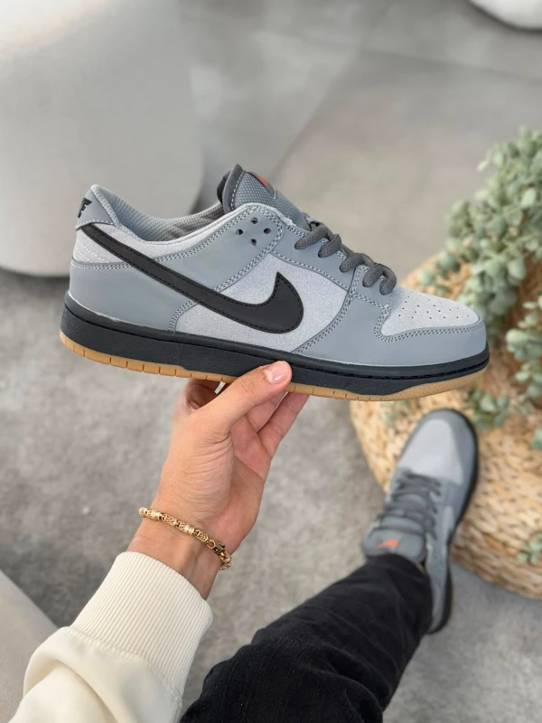 Nike SB Dunk Low Pro Cool Grey Black Gum