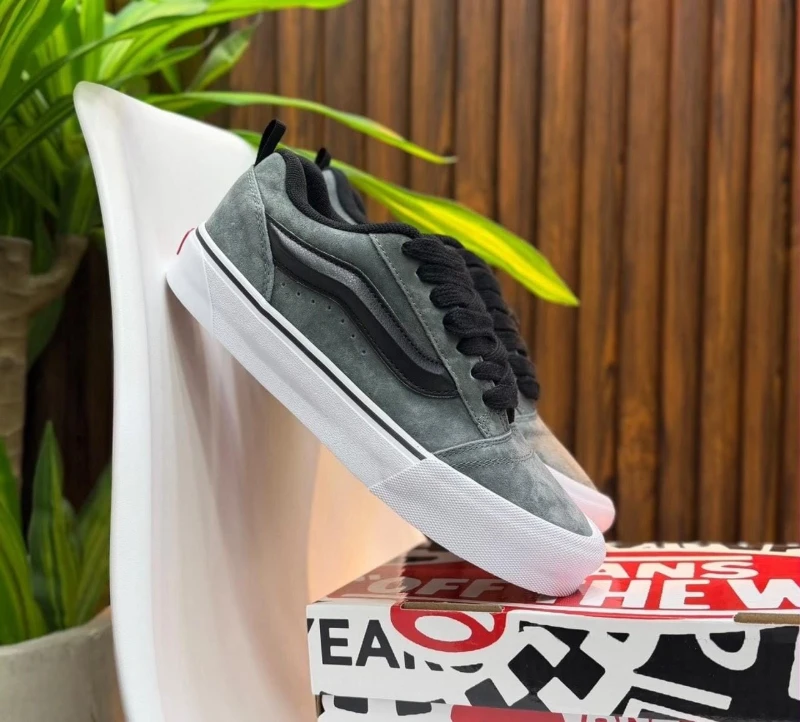 Vans Knu Skool Dark Grey Black