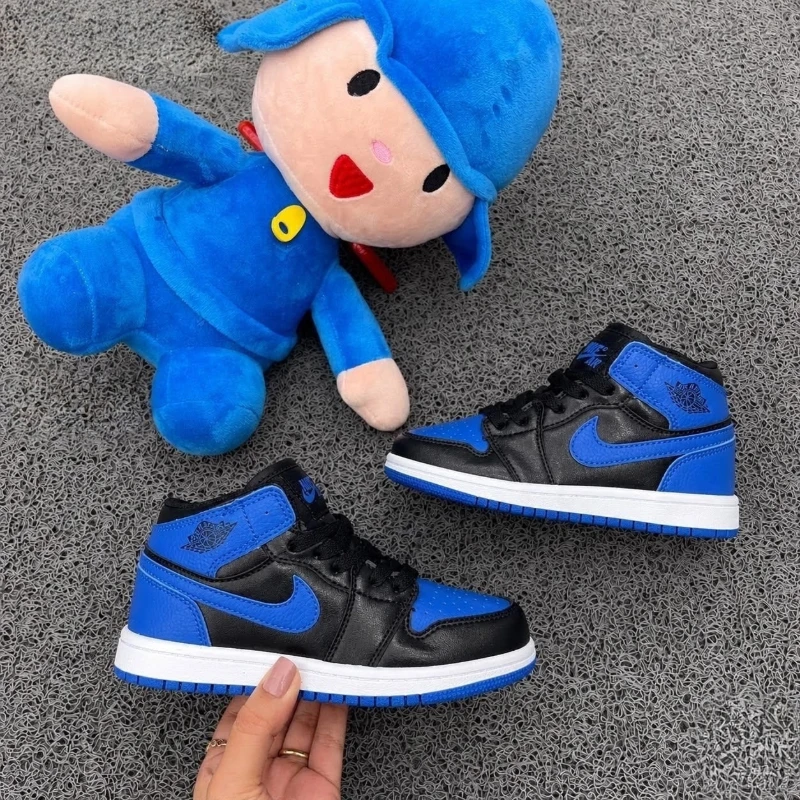 Air Jordan 1 Mid Royal Black PS