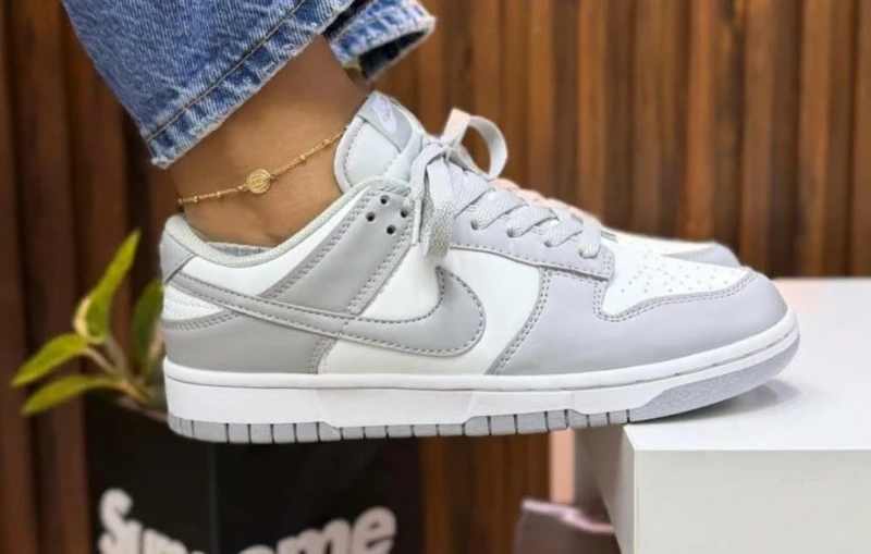 Nike Dunk Low Photon Dust